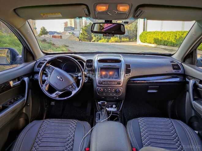 Kia Sorento-4