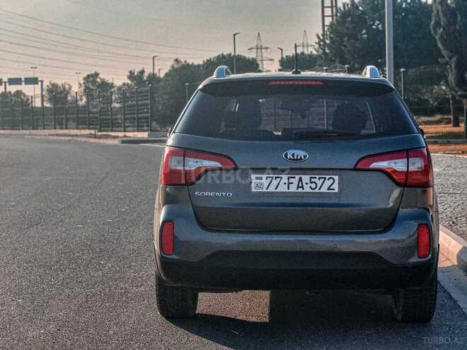 Kia Sorento-8