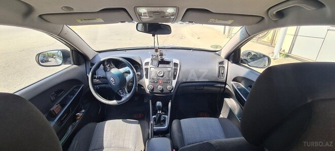 Kia Ceed SW-19