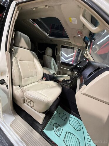Mitsubishi Pajero-16