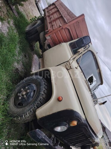 GAZ 53-3