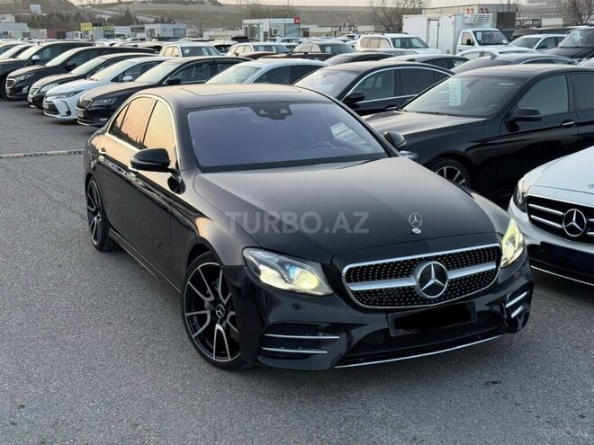 Mercedes E 220 d-3