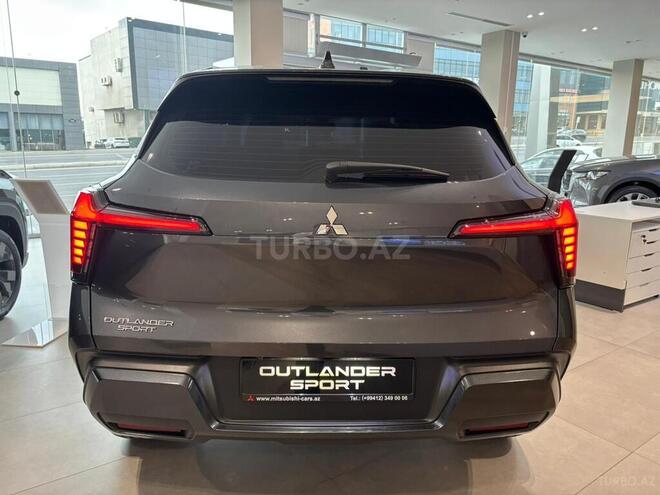 Mitsubishi Outlander Sport-5