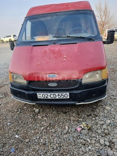 Ford Transit-1