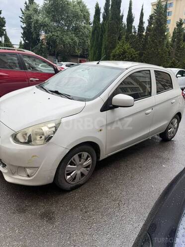 Mitsubishi Mirage-5