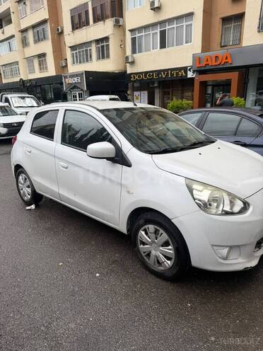 Mitsubishi Mirage-4