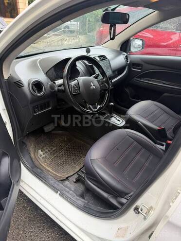 Mitsubishi Mirage-3