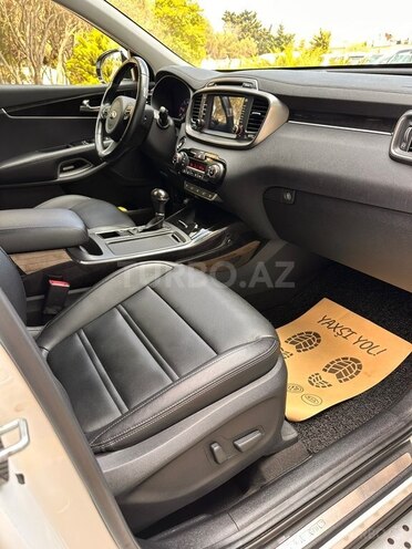 Kia Sorento-20