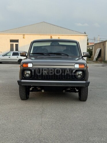 LADA (VAZ) Niva-1
