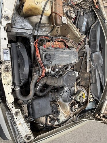 Mercedes 190-5