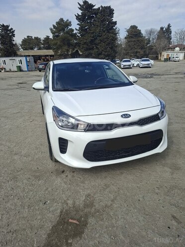 Kia Rio-1
