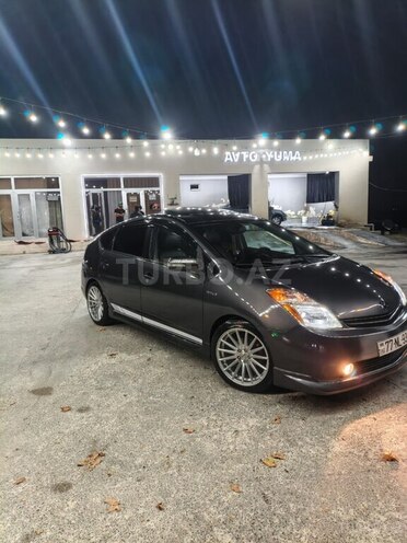 Toyota Prius-14