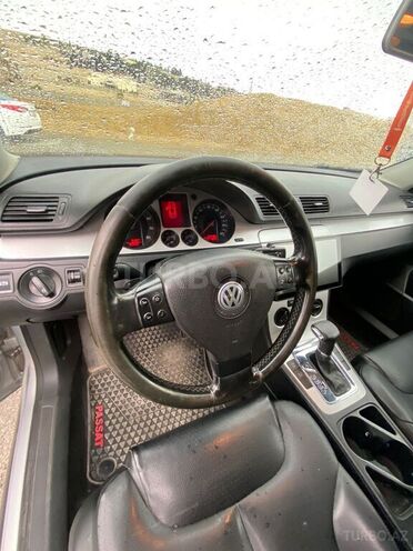 Volkswagen Passat-6