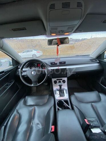 Volkswagen Passat-12