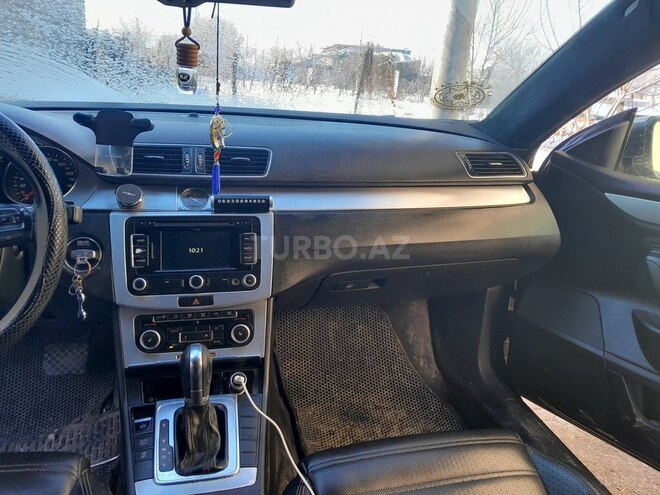 Volkswagen Passat CC-6