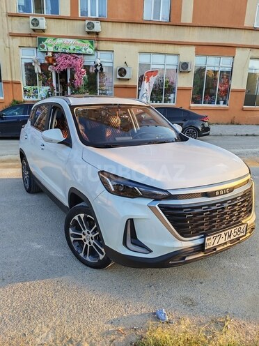 Baic X35-1