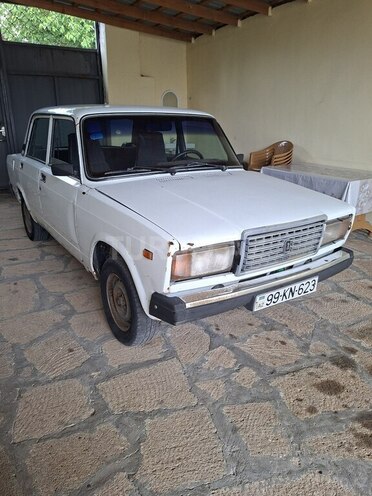 LADA (VAZ) 2107-4