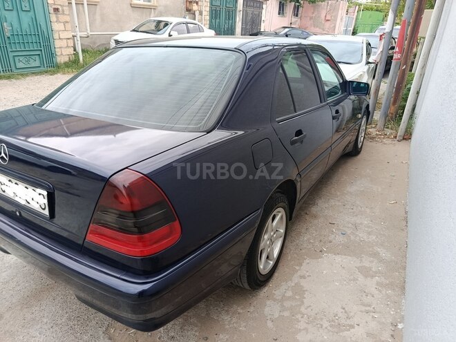 Mercedes C 180-3