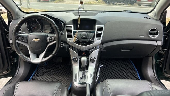 Chevrolet Cruze-8