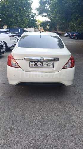 Nissan Sunny-2