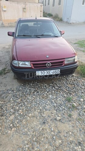 Opel Astra-1