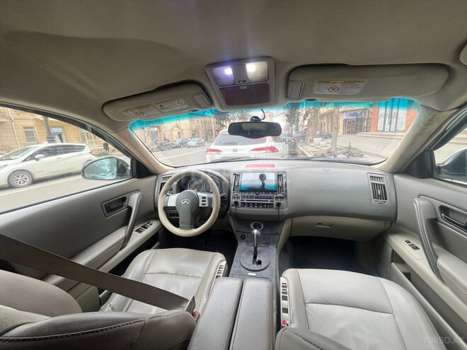 Infiniti FX35-4
