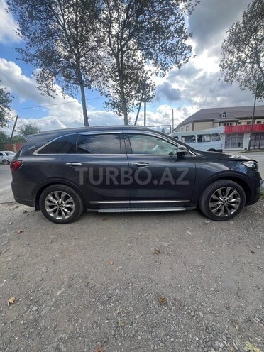 Kia Sorento-9