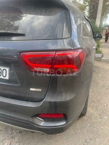 Kia Sorento-6