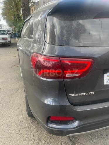 Kia Sorento-5
