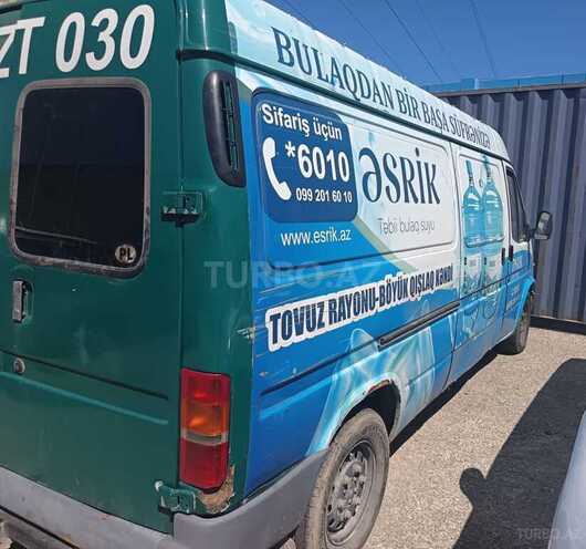 Ford Transit-7