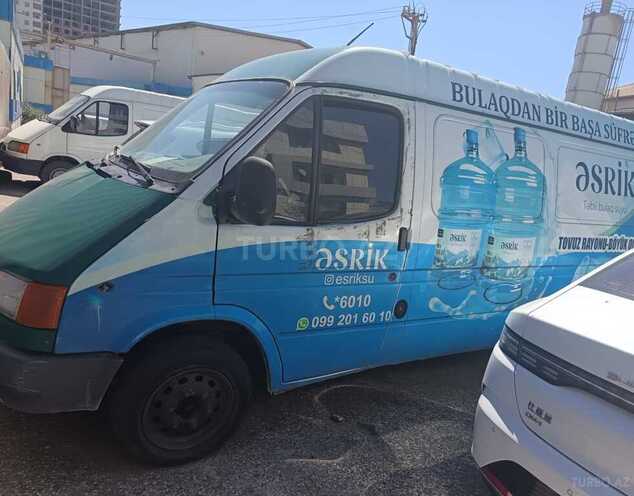 Ford Transit-2