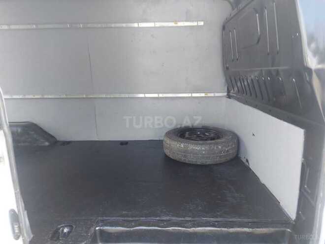 Ford Transit-6