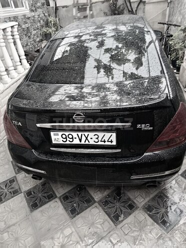 Nissan Teana-2