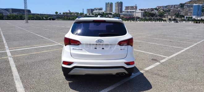Hyundai Santa Fe-4