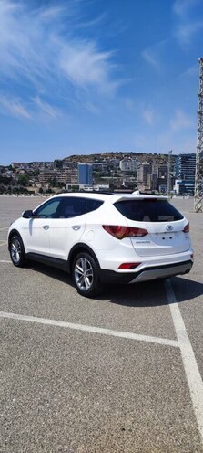 Hyundai Santa Fe-8