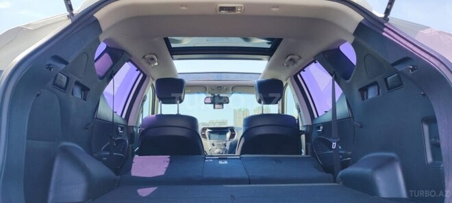 Hyundai Santa Fe-13