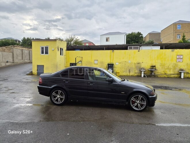 BMW 318-7