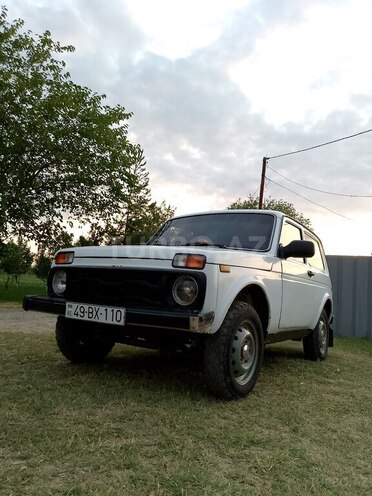 LADA (VAZ) Niva-8