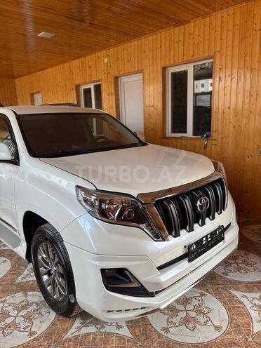 Toyota Land Cruiser Prado-1
