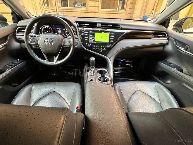 Toyota Camry-3