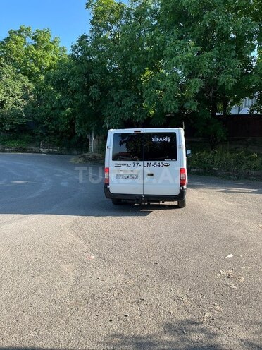 Ford Transit-2