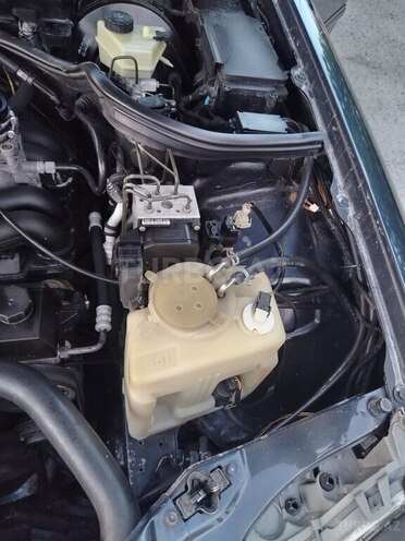 Mercedes E 200-16