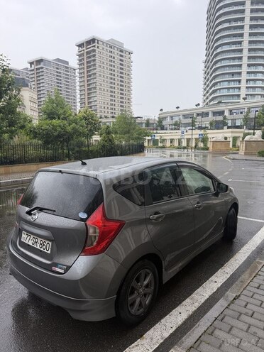 Nissan Note-5