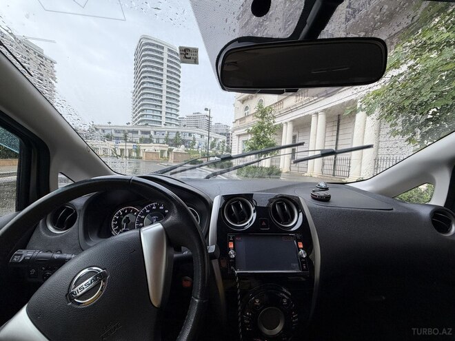 Nissan Note-13