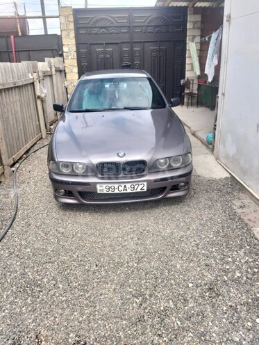 BMW 523-2