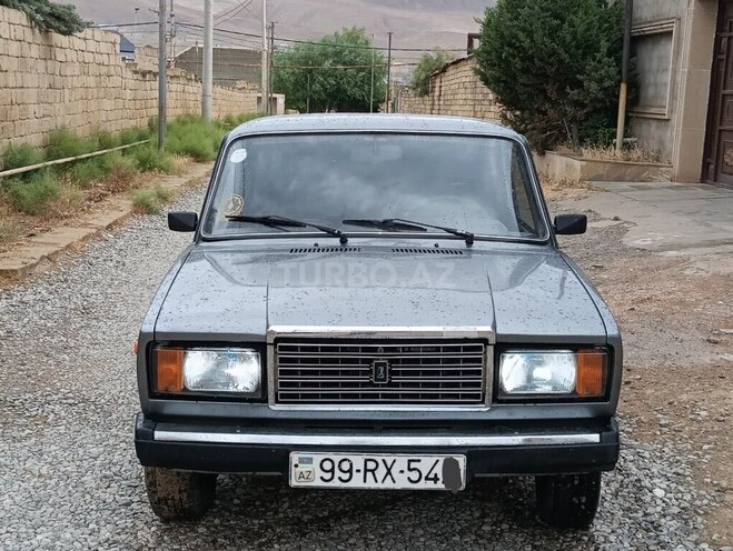 LADA (VAZ) 2107-1