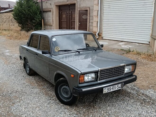 LADA (VAZ) 2107-5