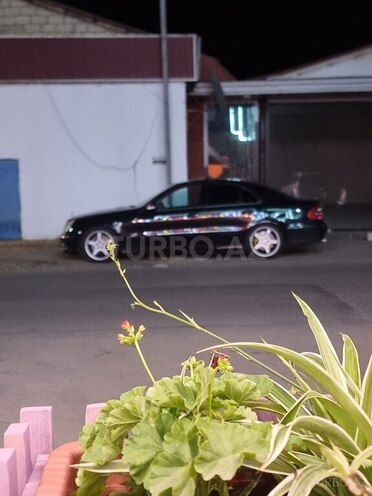 Mercedes E 320-5