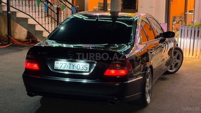 Mercedes E 320-4