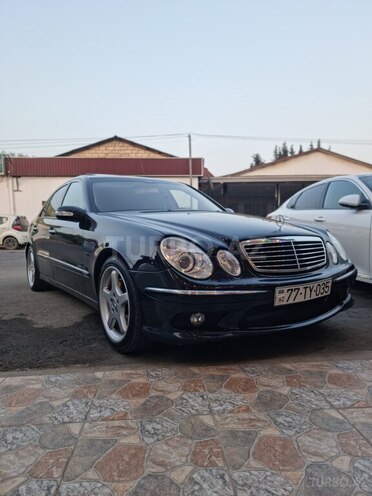 Mercedes E 320-6